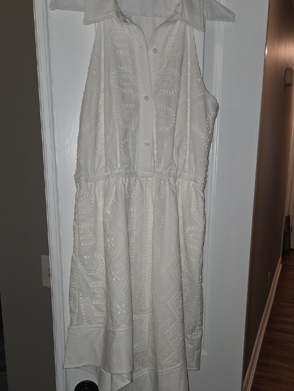 White House Black Market White Blouse with Button Collar